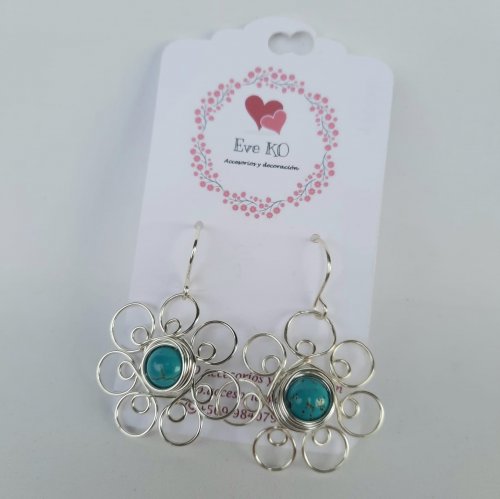 Aros flores en alambrismo